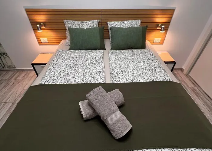 Lookout Point Tenerife Americas *